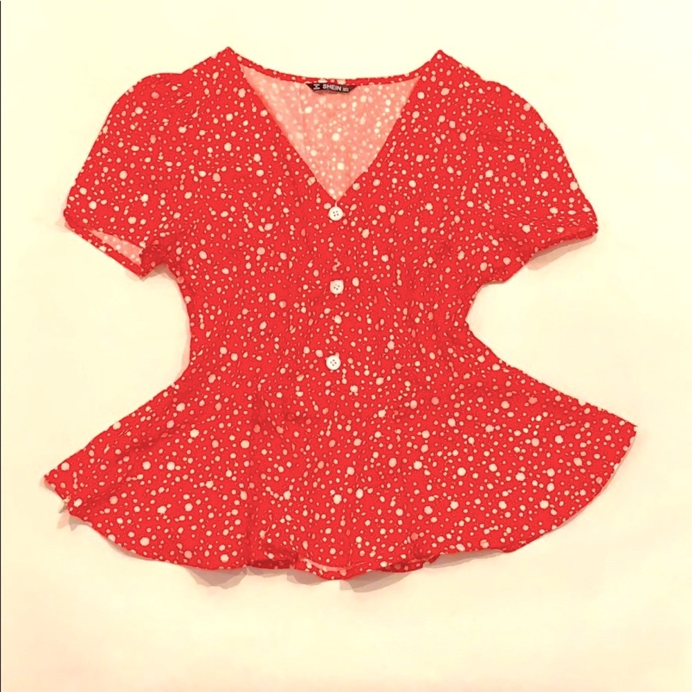 red flower top